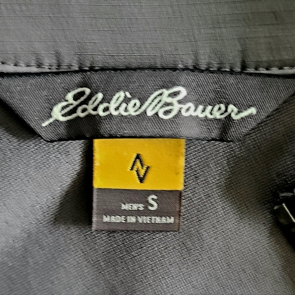 Eddie Bauer Travex Vest - Picture 3 of 5